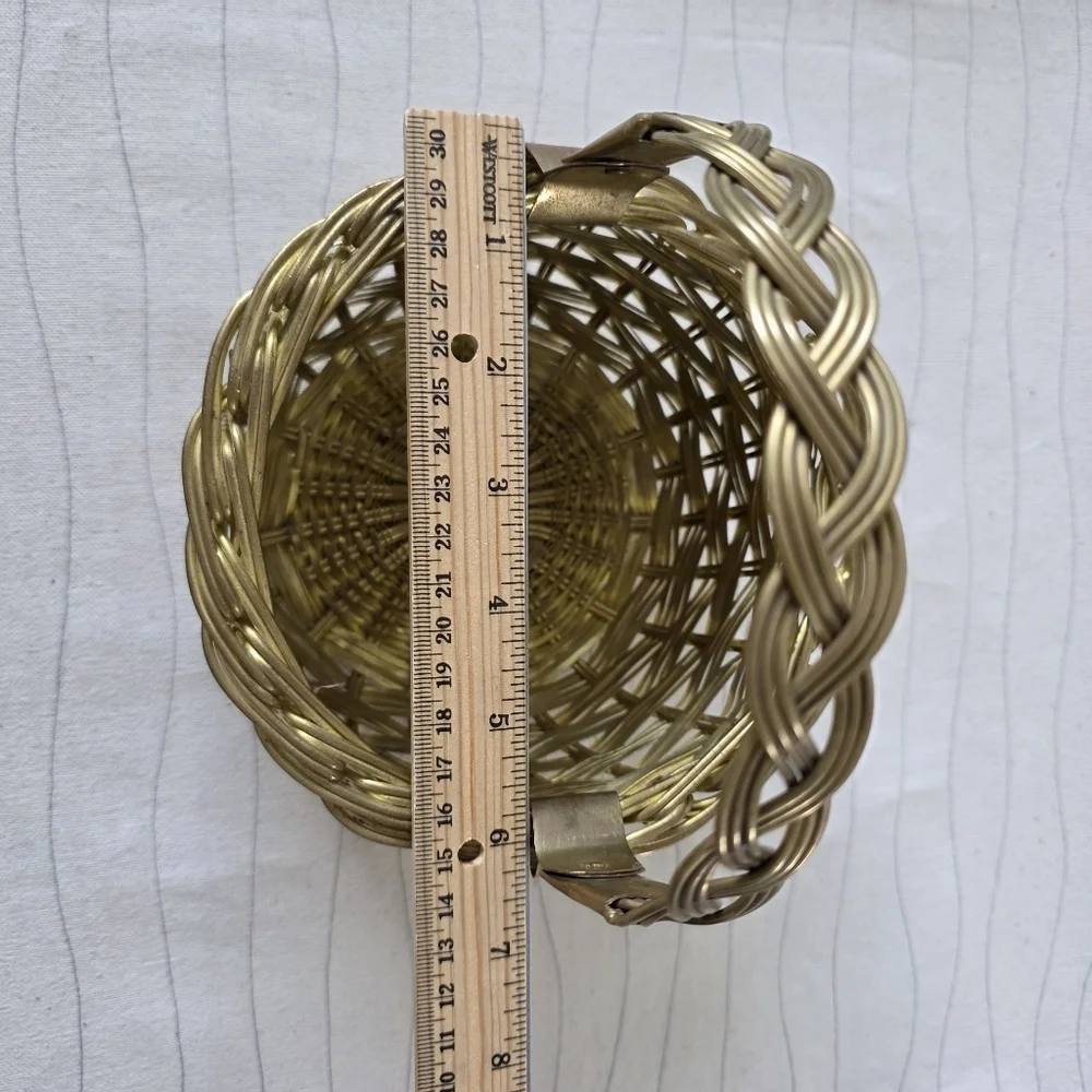 Vintage Brass Woven Metal Basket Decor Metal Moveable Handle 7.5x6.5x6.5